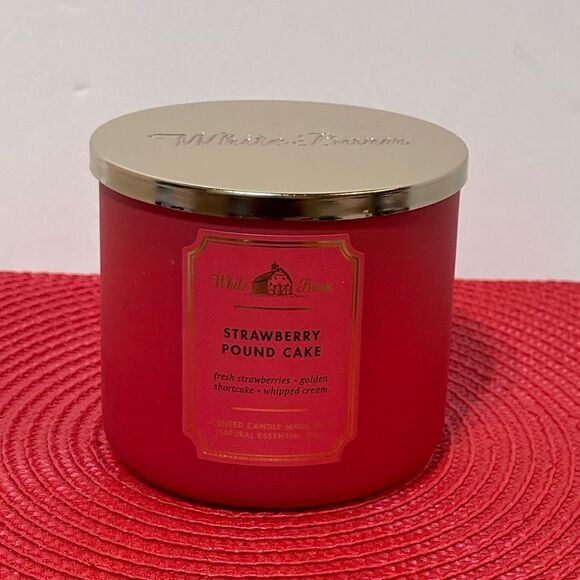BBW Strawberry Pound Cake 3 Wick Candle NWT - Picture 1 of 4
